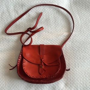 Western styled small crossbody bag. Brand: Madewell